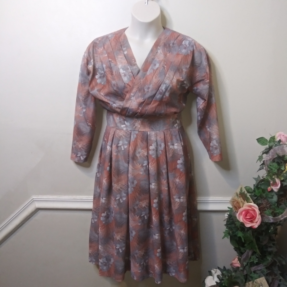 Vintage 1980's Salmon & Gray Botanical Floral Surplice Bodice Crepe Midi Dress